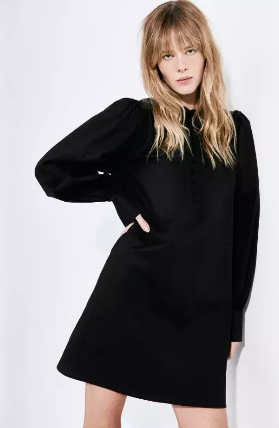 Bavlněné šaty áčkového střihu, H&M, 599 Kč