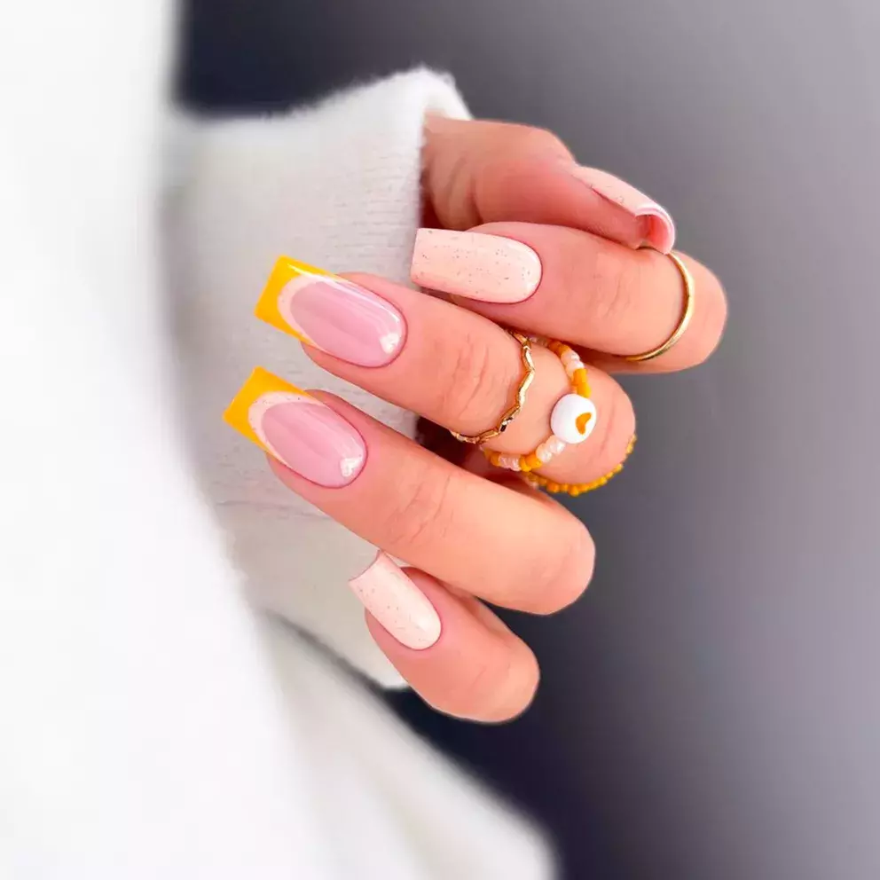 trendy francouzská manikúra