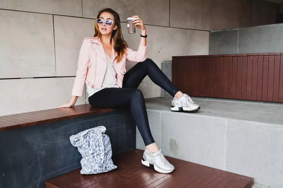 Módní outfit s legínami