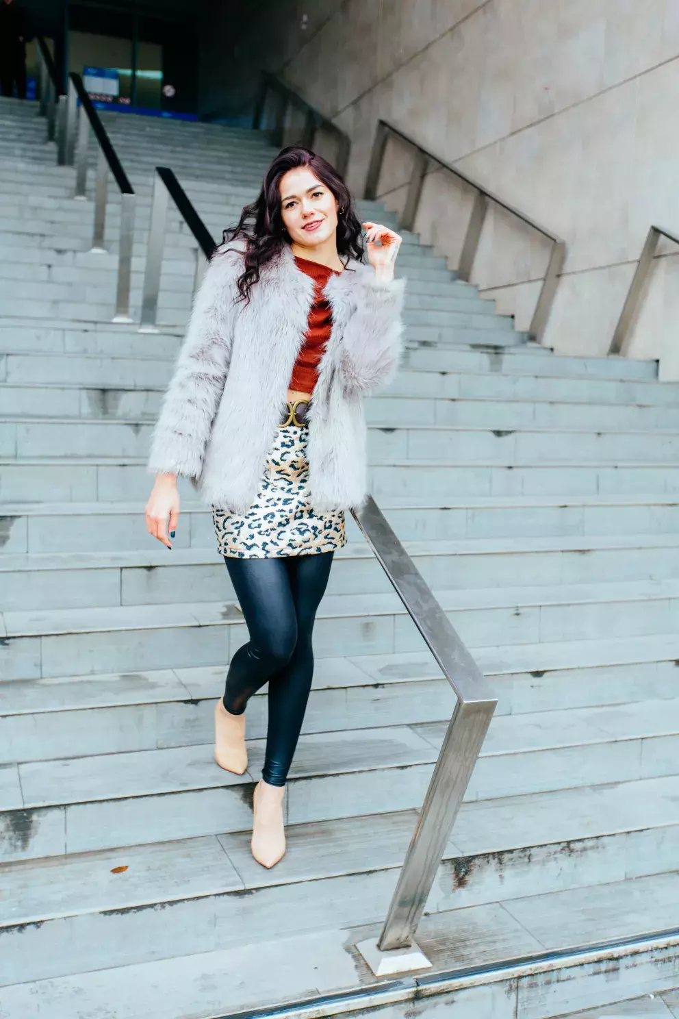 Módní outfit s legínami