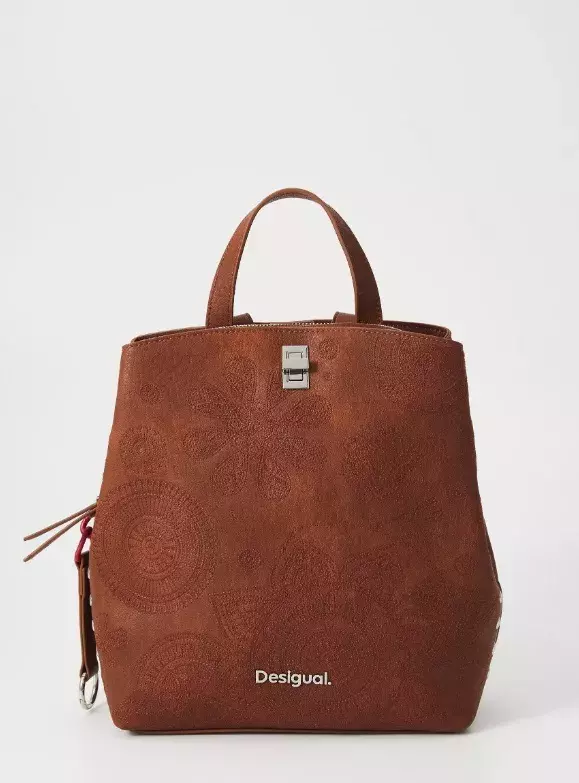 Dámský batoh, Desigual, 1 800 Kč