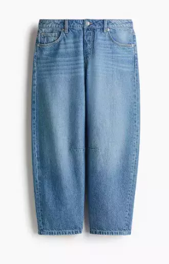 Barrel džíny nahradily rovné nohavice