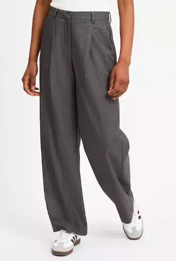 Tři kousky oblečení, které vám podle Italek nesmí chybět ve vašem šatníku. Na jaře jsou must have