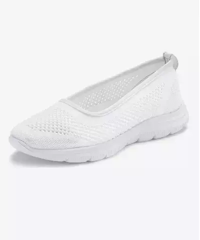 Baleríny z průhledné síťoviny