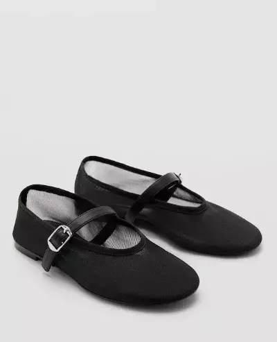 Baleríny z průhledné síťoviny