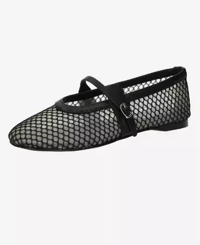 Baleríny z průhledné síťoviny