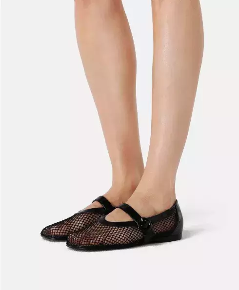 Baleríny z průhledné síťoviny