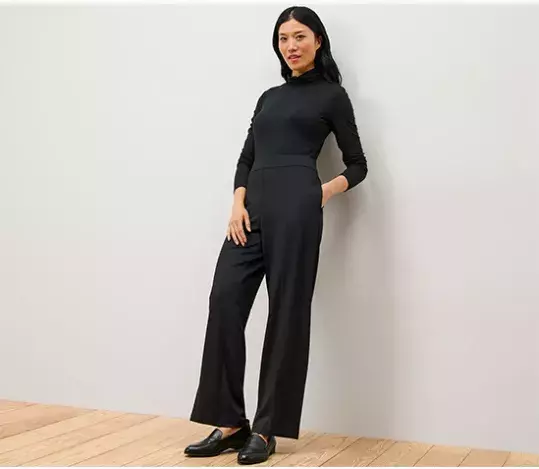 <p>Žerzejové kalhoty, Tchibo, 599 Kč</p>
