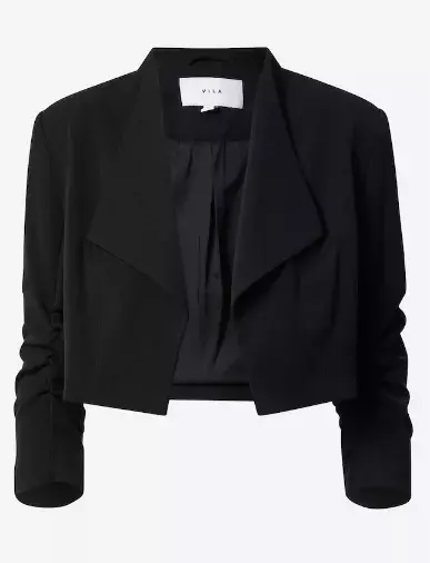 Volná saka a kalhoty hlásí návrat k čistým liniím. Přivítejte jaro pohodlně a stylově