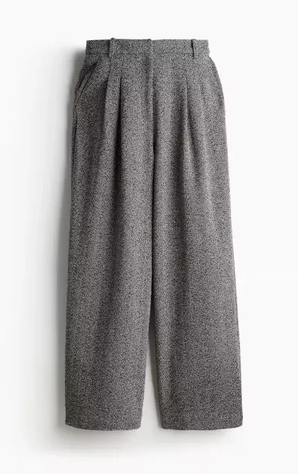 Kalhoty s puky, H&M, 839 Kč