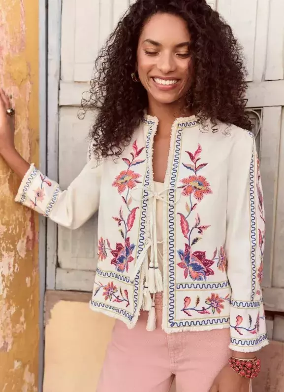 Lehká vyšívaná bunda, Love & Roses, 2 960 Kč