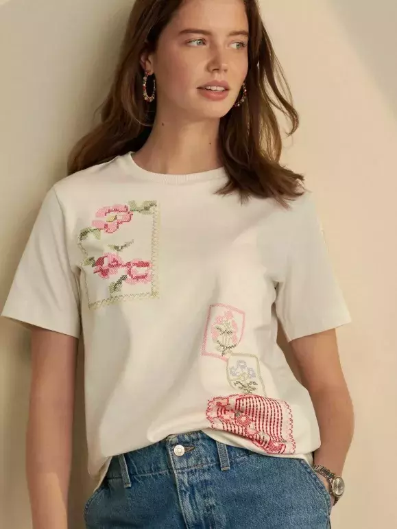 Vyšívané triko, Next, 910 Kč