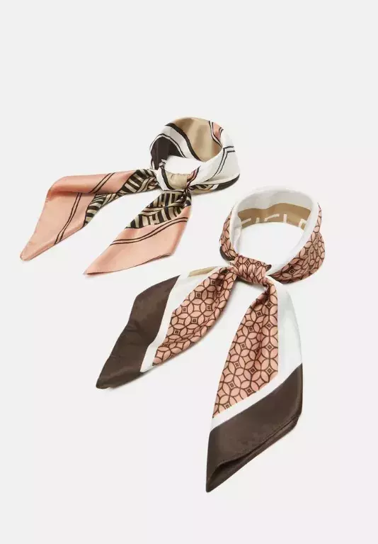 Šátek na hlavu, Anna Field, 300 Kč