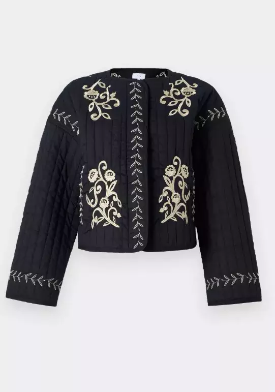 Bomber jarní bunda s výšivkou, VILA, 2 400 Kč