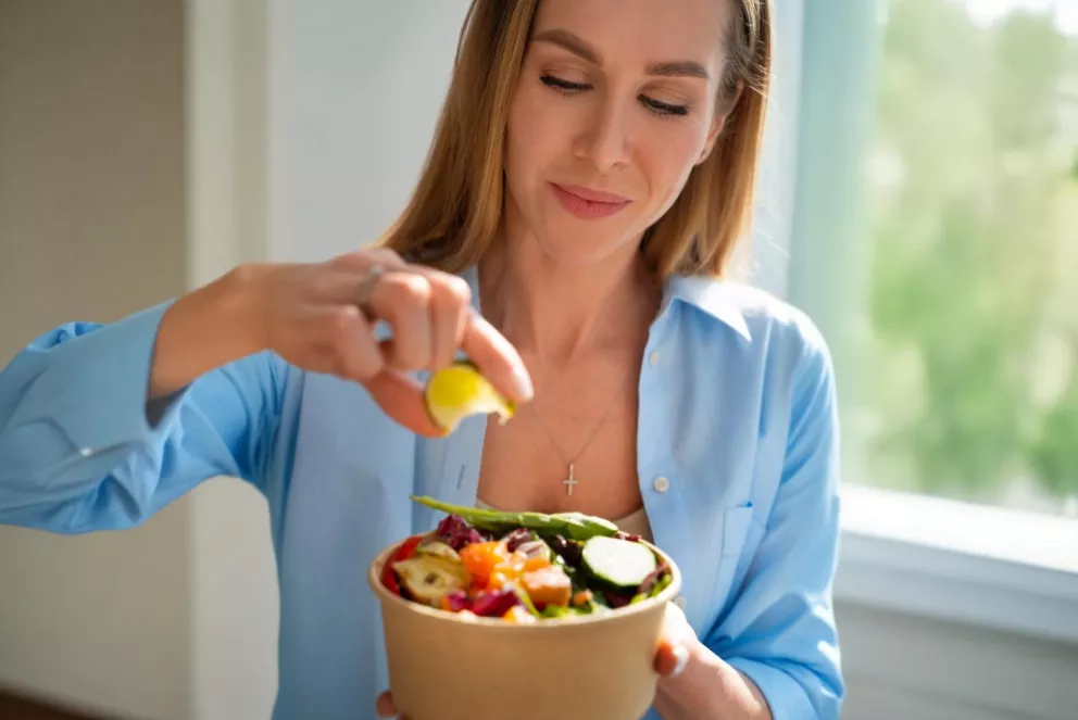 žena, zdravé jídlo