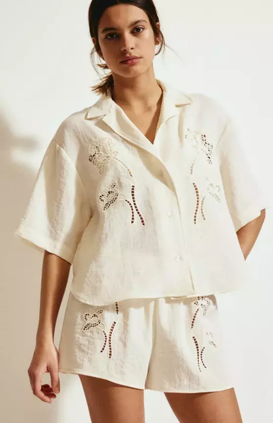 Košile s madeirou, H&M, 669 Kč