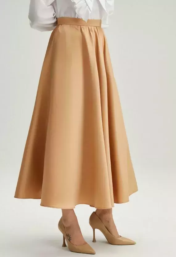 Maxi sukně, Touché Privé, 1 497 Kč