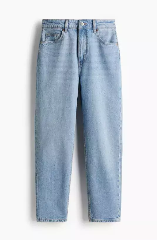 Mom jeans s vysokým pasem, H&M, 479 Kč