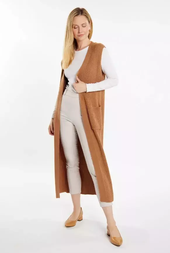 Dlouhá vesta, usha, 1 747 Kč