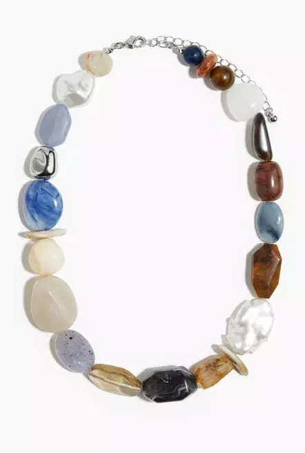 Krátký korálkový náhrdelník, H&M, 429 Kč