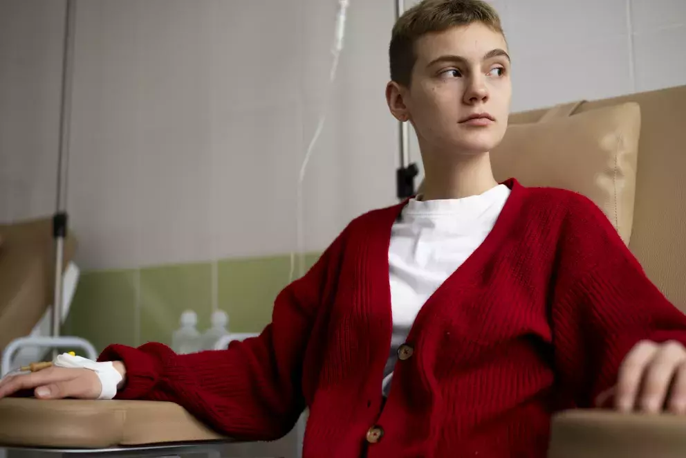 žena, nemoc, šátek, smutek