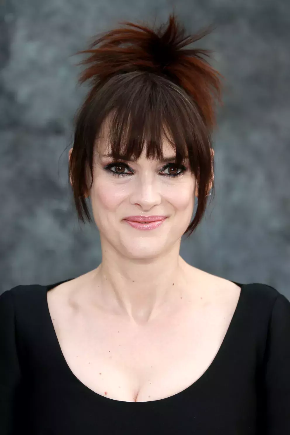 <p>Winona Reyder je podobně jako Anne Hateway vysoce kontrastní typ.</p>
