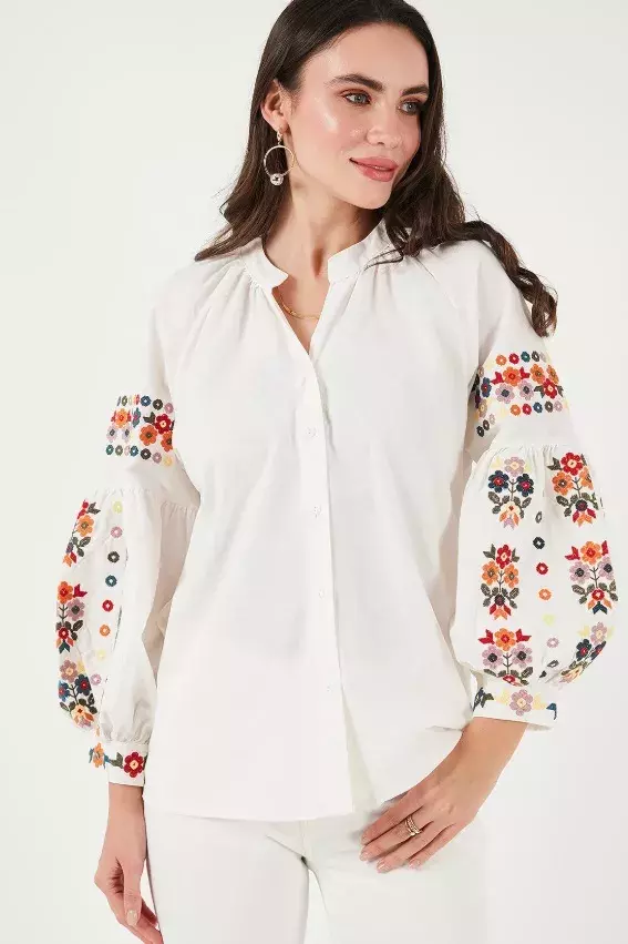 Košile s výšivkou, LELA, 1 889 Kč