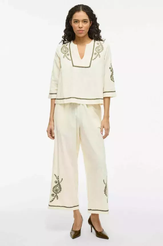 Vyšívané kalhoty, VILA, 1 499 Kč