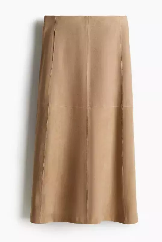 Semišová sukně áčkového střihu, H&M, 7 299 Kč