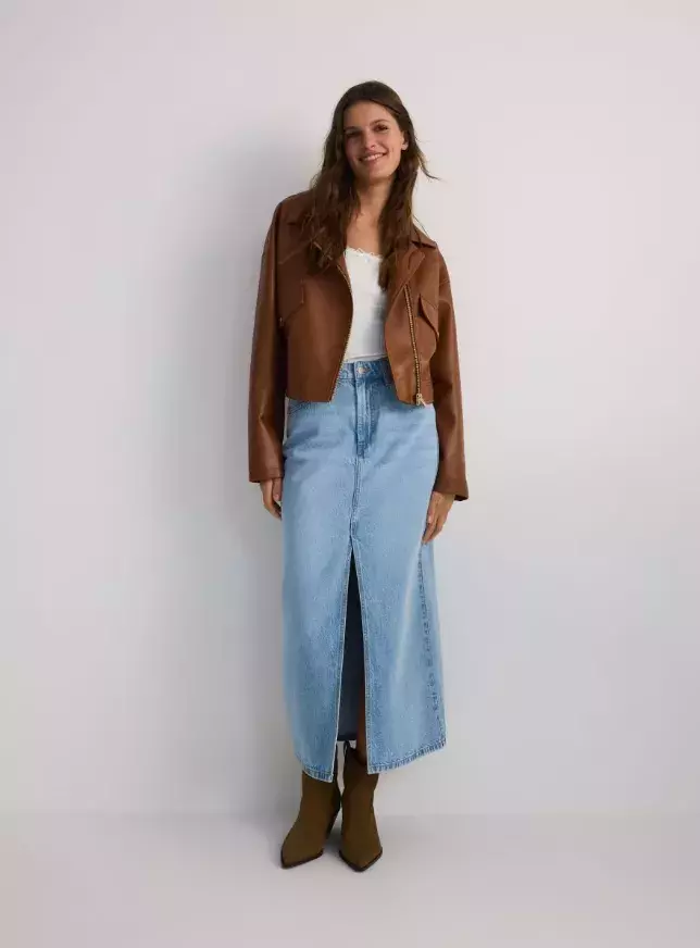 Denim vládne módním trendům