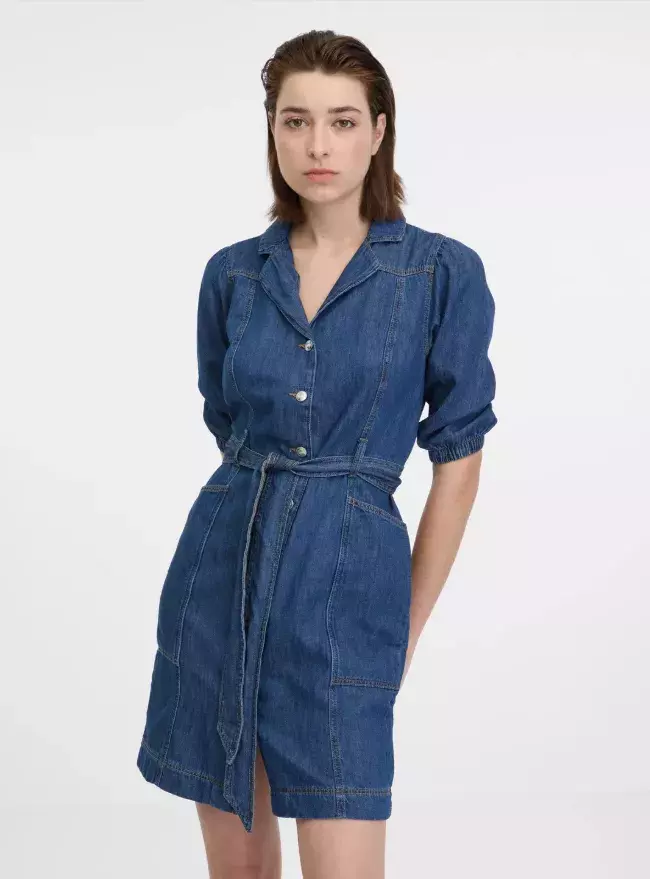 Denim vládne módním trendům