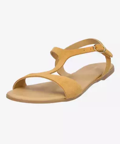 Nejpohodlnější sandály na jaro / léto 2025: Vypadají jako po babičce