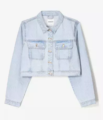 Velká, nesourodá či mimo styl: Jarní bundy s trochou rebélie