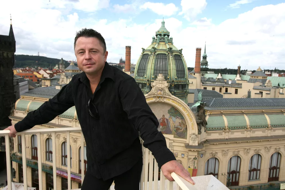 Jedenáct let žila s Petrem Mukem. Poznala ho v době, kdy už trpěl depresí. Jaké bylo soužití Míši Klimkové se známým zpěvákem? 