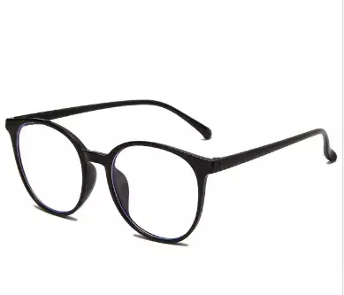 C​hic účesy pro ženy nad 50 let s brýlemi. Objevte účesy, které skvěle doplňují brýle a podtrhují vaši osobnost