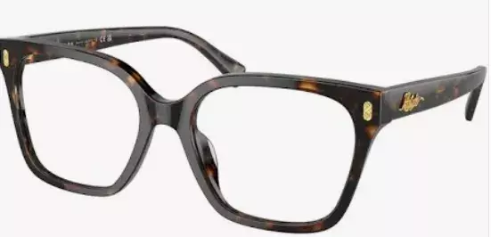 C​hic účesy pro ženy nad 50 let s brýlemi. Objevte účesy, které skvěle doplňují brýle a podtrhují vaši osobnost