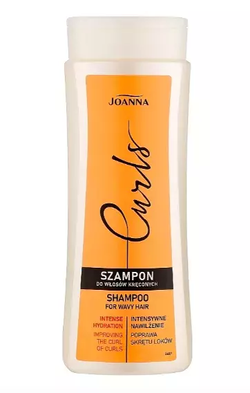 N​ejlichotivější dlouhé účesy pro ženy nad 50 let