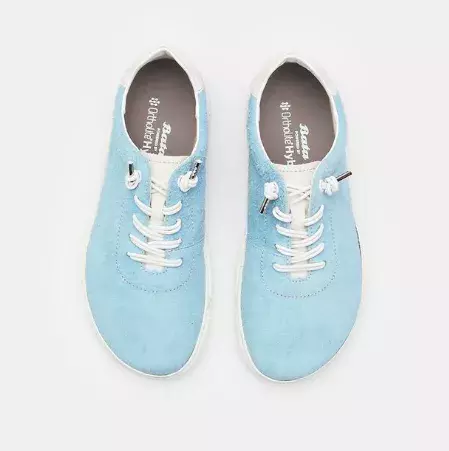 <p>Kožené teddy barefoot tenisky FlotActive, Baťa, 2299 Kč</p>
