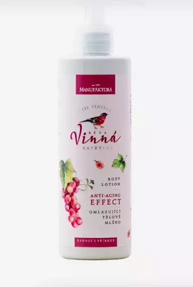 <p>Anti-aging, revitalizující a zpevňující tělové mléko, Manufaktura, 275 Kč</p>
