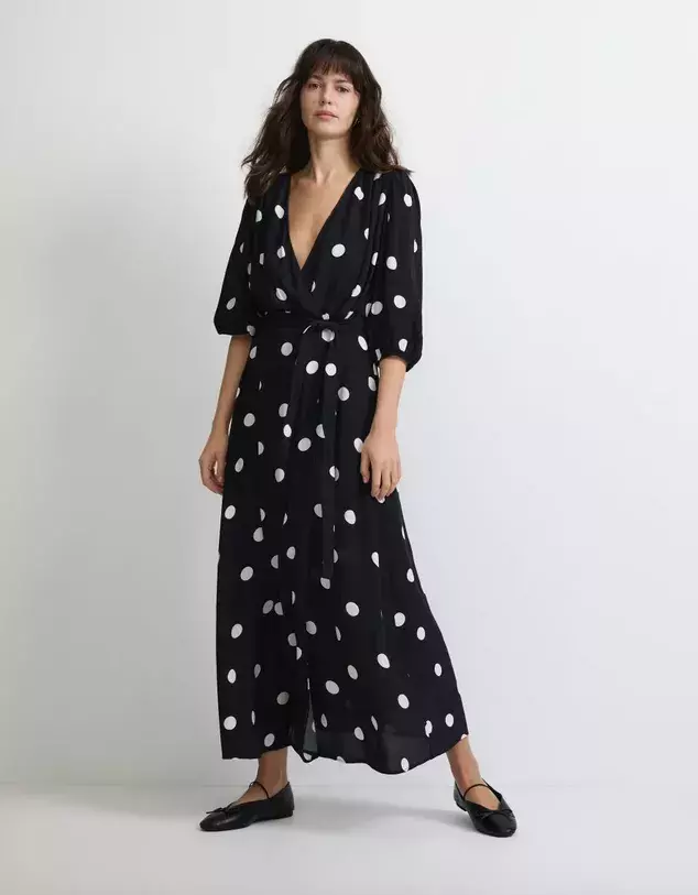 Maxi šaty s vázáním v pase 