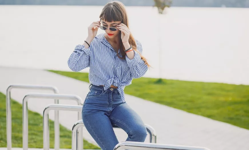 J​ak vytvořit kapsulový šatník po padesátce