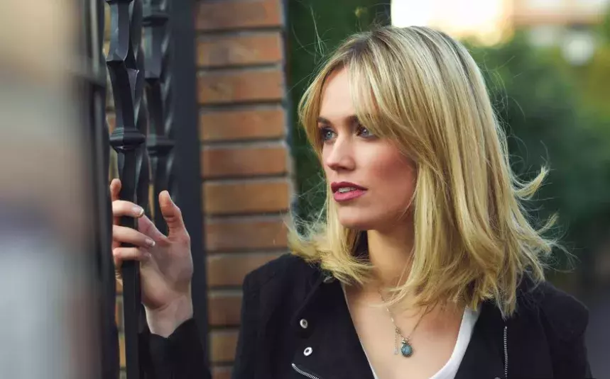 N​ejlichotivější dlouhé účesy pro ženy nad 50 let