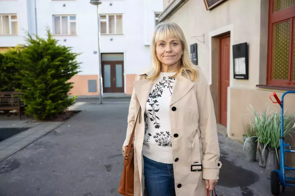 Pavla Tomicová jako Simona Hložánková