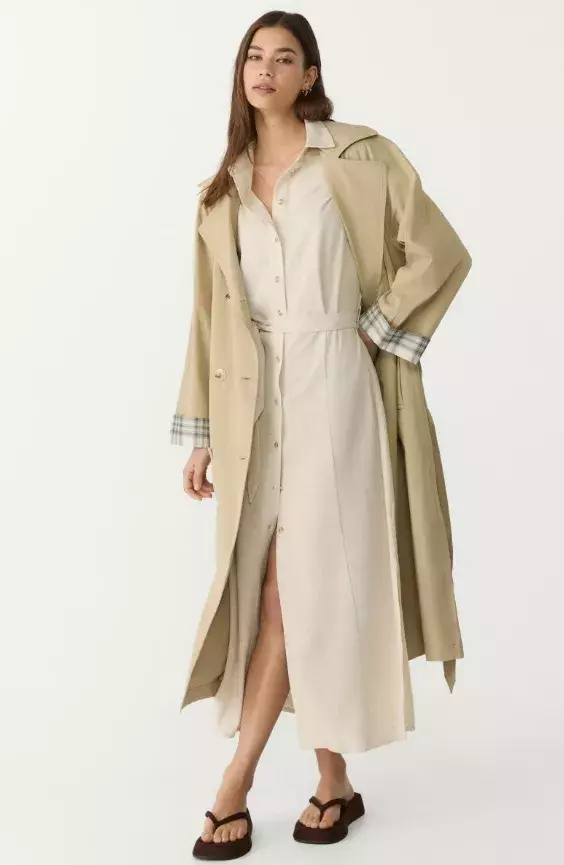 Béžové maxi šaty, Stradivarius, 559 Kč