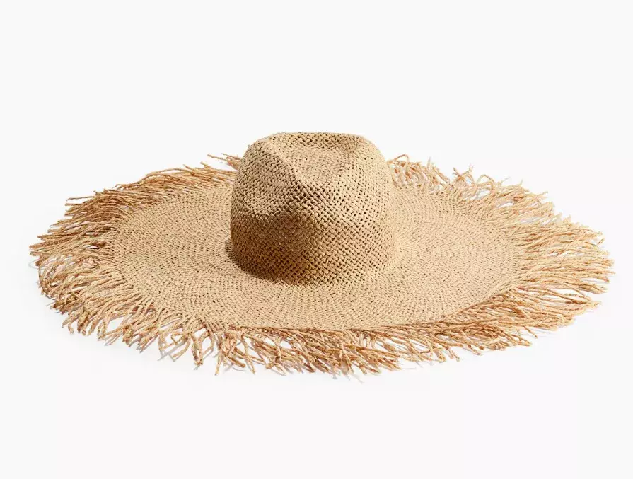 Roztřepený slamák, H&M, 479 Kč