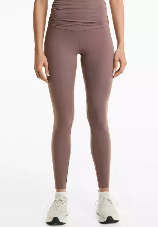 Hebké sportovní legíny s vysokým pasem, OYSHO, 999 Kč