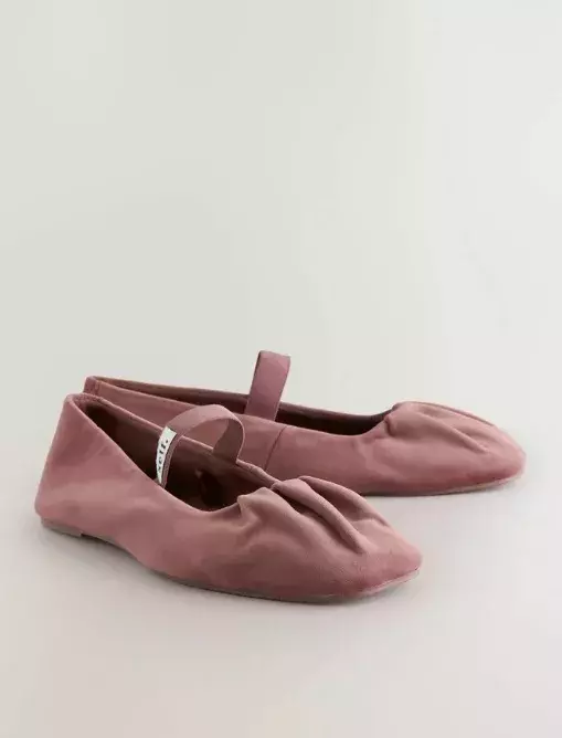 Baleríny s páskem, Self., 655 Kč