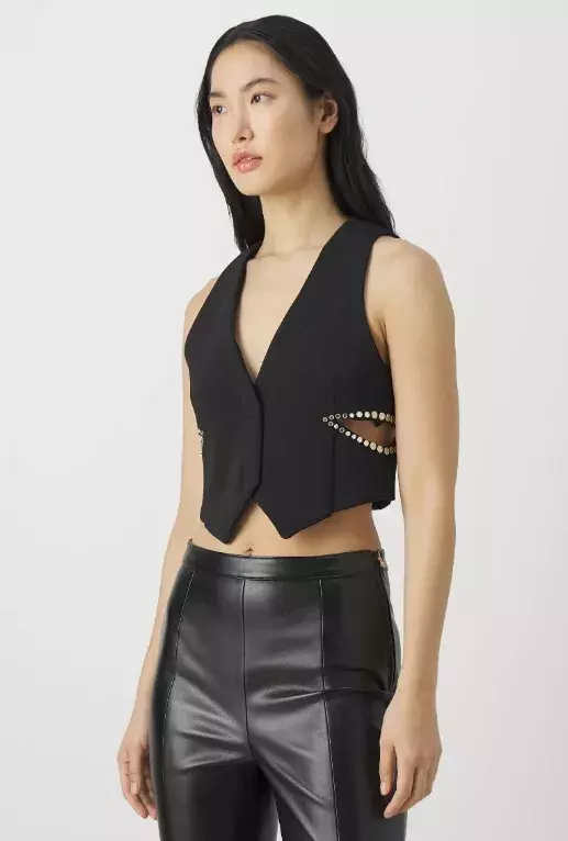 Vesta se zdobenými průstřihy, Patrizia Pepe, 6 525 Kč