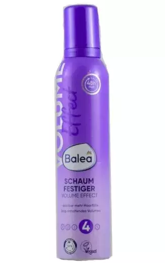 N​ejlichotivější dlouhé účesy pro ženy nad 50 let