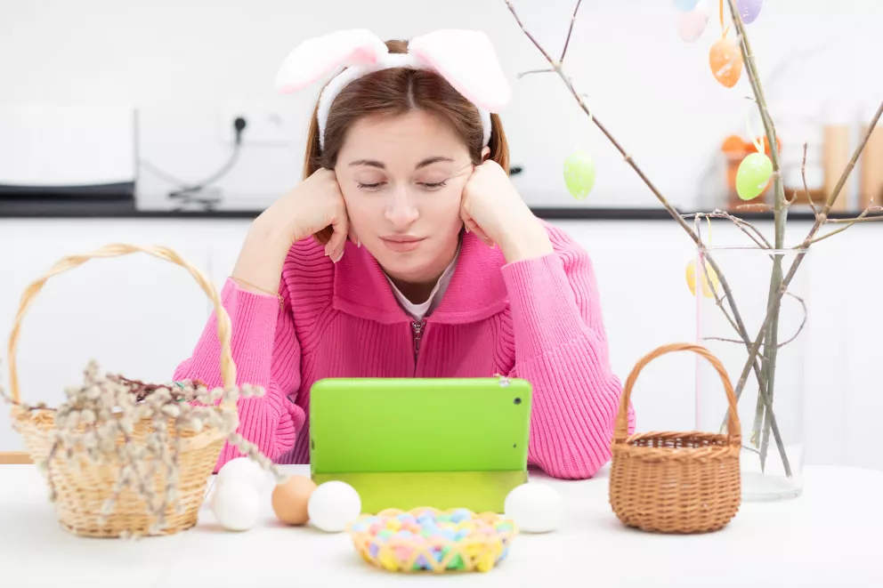 smutná žena na Velikonoce